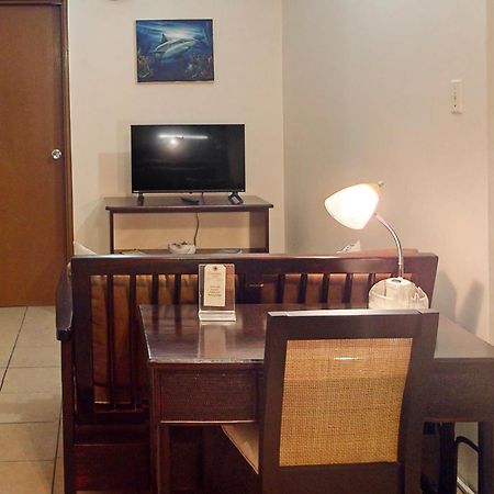 سان بيدرو Hummingbird Home Suites الغرفة الصورة